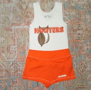 Hooters girl uniform set XS/XXS!!!